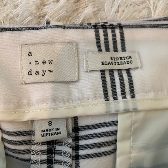 A New Day Windowpane Plaid Black White Stretch Trouser Sz 8 - Picture 6 of 7